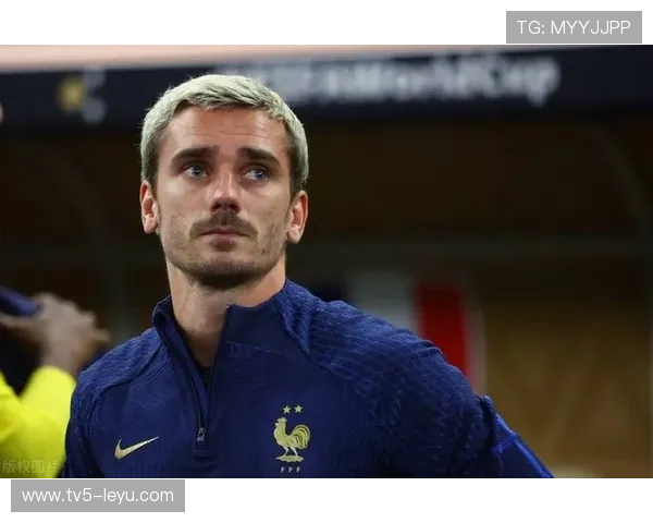 格列兹曼赛场情绪稳定展现领袖风范