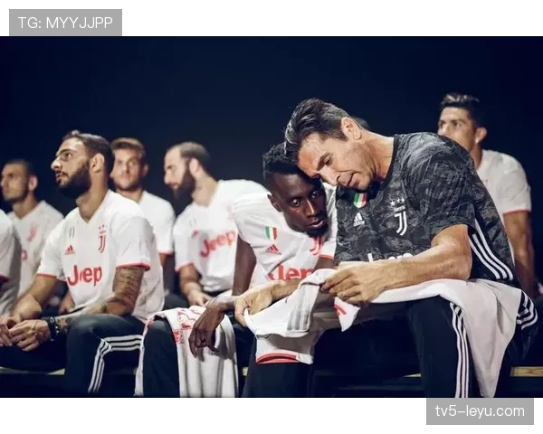 奥兰多海盗队新赛季开局稳健，球迷期待再创佳绩